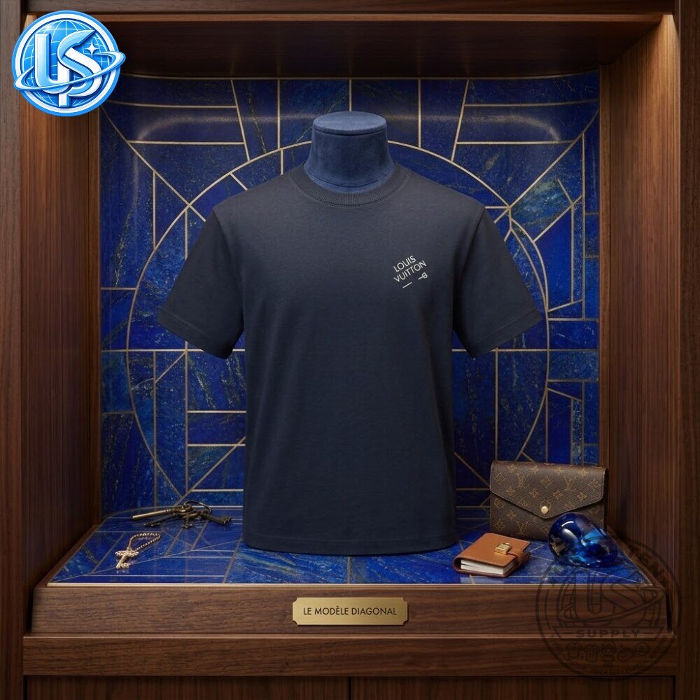 Cristiano Ronaldo Louis Vuitton LV Signature Short-Sleeved T-Shirt CR7 Louis Vuitton LV Signature Short-Sleeve T-Shirt – image 3 of 5